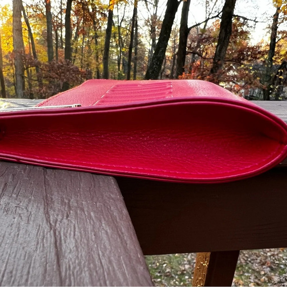 Authentic DIOR RED FLAT POUCH cosmetic bag Dior clutch - Picture 10 of 12